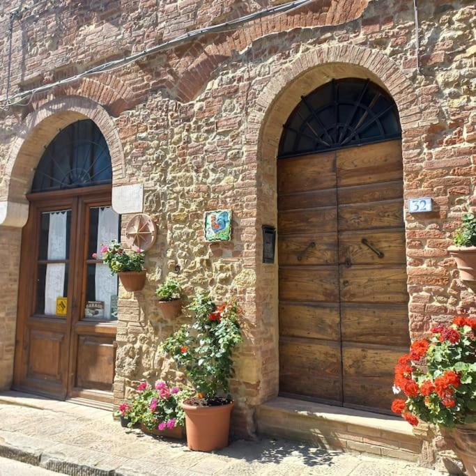 La Casa Del Gallo Radicondoli Exteriör bild